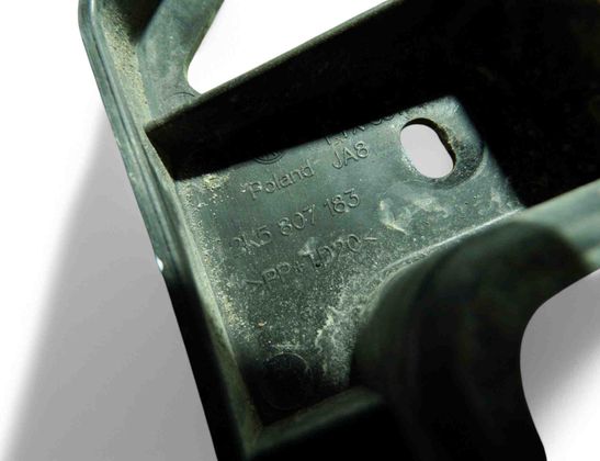 VOLKSWAGEN Caddy 3 generation (2004-2015) Держатель бампера передний левый 2K5807183 29488418