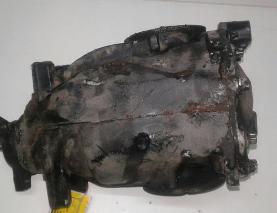 MERCEDES-BENZ E-Class W211/S211 (2002-2009) Zadný diferenciál 2113500562,211350056280,211350891480,2303511108 14600925