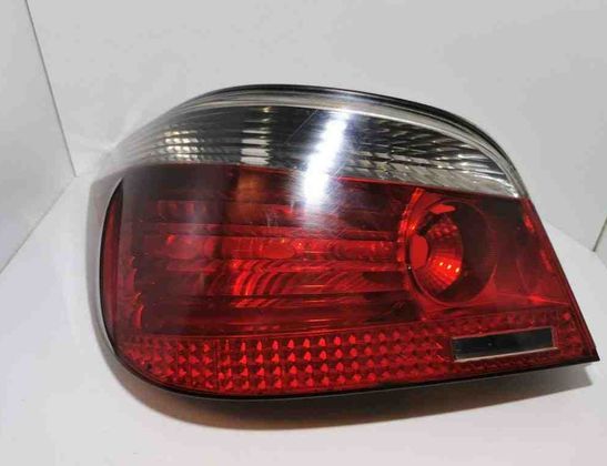 BMW 5 Series E60/E61 (2003-2010) Ľavé zadné koncové svetlo E4342U,0086790582772 31502513