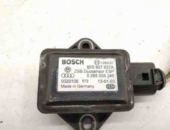 AUDI A6 C5/4B (1997-2004) Acceleration Sensor 27149976