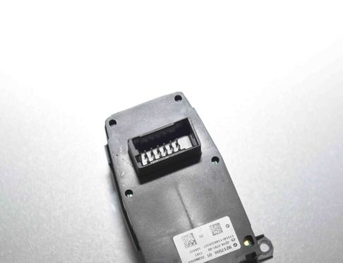 BMW 5 Series F10/F11 (2009-2017) Tlačidlo ručnej brzdy 9217594,9877889,6822518,9385029,9355233,9318730,61319877889,61316822518,61319385029,61319355233,61319217594,61319318730 15442263