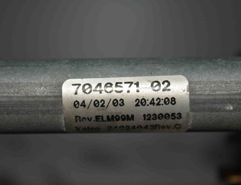 BMW X5 E53 (1999-2006) Front Windshield Wiper Mechanism 7046571 1694156