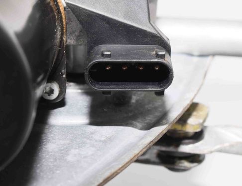 BMW X5 E53 (1999-2006) Front Windshield Wiper Mechanism 7046571 2614179