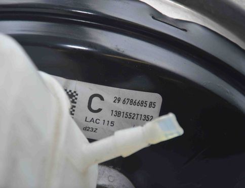 BMW 7 Series F01/F02 (2008-2015) Brzdový posilňovač 6786685 3453737