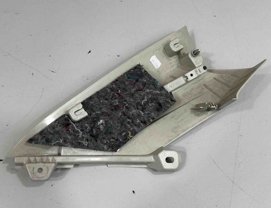 BMW 3 Series G20/G21/G28 (2018-2024) Pravý stĺpikový obklad 7449980,6997480 24819540