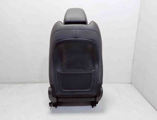 BMW i4 1 generation (2021-2024) Interiérové sedadlá s kitom dverí 6996834,5A42235,5A42236,5A42213,5A42214,7949728,5A0D0F7,5A0D123,5A0D124,5A0C425,5A0C426 28364726