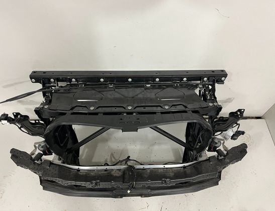 BMW X5 G05/G18 (2018-2024) Sada rámu pre nárazový panel 9853875,7421675,7421678,5A1A2C9,5A1A2C0,7421600,7421711,7421704,7445101,7445102,7421709,7421710 33077465