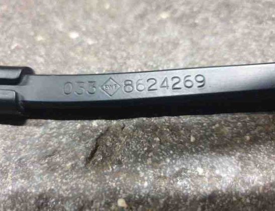 VOLVO S60 1 generation (2000-2009) Predné stierače 8624269 27329066