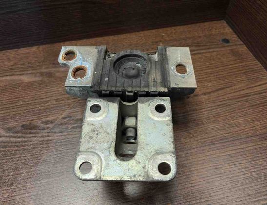 CITROËN Jumper 3 generation (2006-2024) Left Side Engine Mount 1363378080 32054512