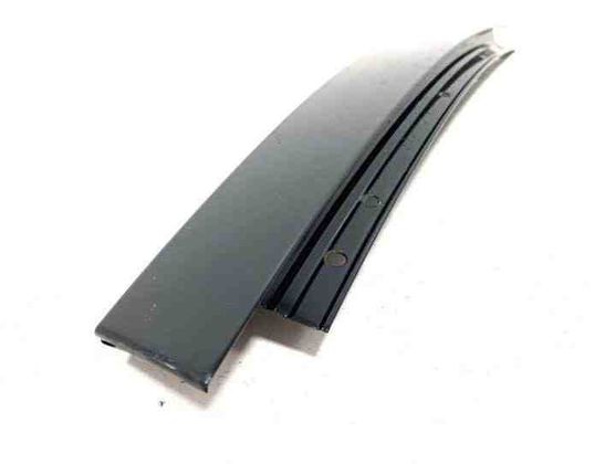 BMW 3 Series E90/E91/E92/E93 (2004-2013) Pravé zadné dvere okenného lemovania 51247143184,7143184,24024010 24725905