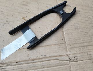 YAMAHA FZ Chain guide slider 32829791