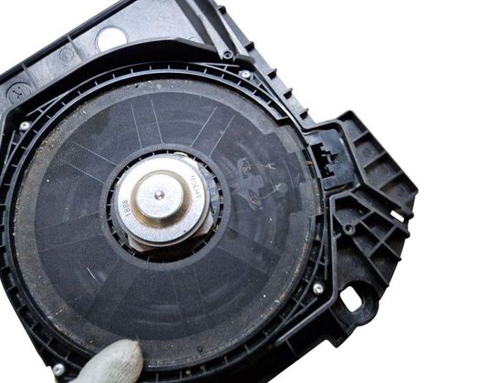 BMW 5 Series F10/F11 (2009-2017) Subwoofer 919520002 32958977
