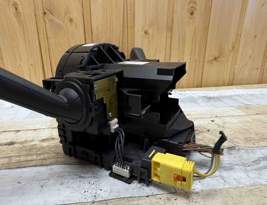 VOLKSWAGEN Passat B6 (2005-2010) Wiper turn signal indicator stalk/ switch 3C5953513C 31103264