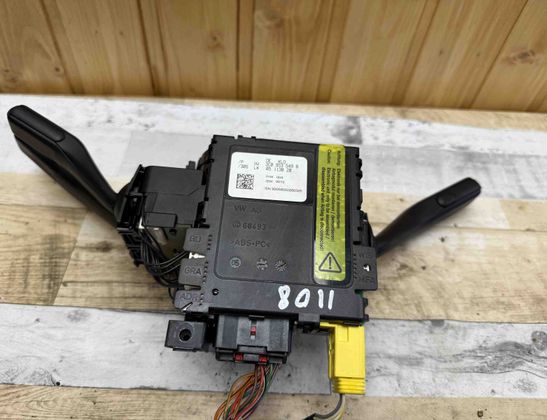 VOLKSWAGEN Passat B6 (2005-2010) Wiper turn signal indicator stalk/ switch 3C5953513C 31103264