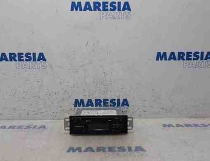 RENAULT Trafic 3 generation (2014-2023) Music Player Without GPS 281151817R,93459912,280211974R,281152139R,281152502R 27756080