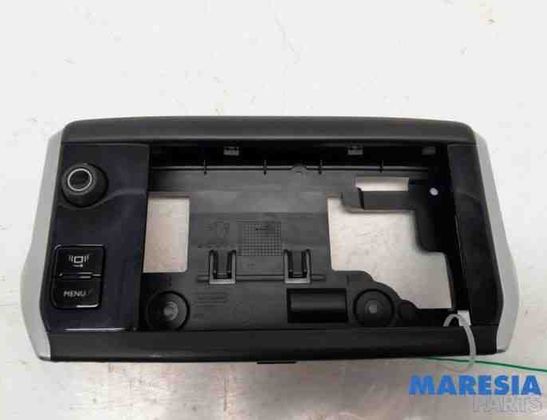 PEUGEOT 208 Peugeot 208 (2012-2015) Кнопки музыкального проигрывателя 96738995VV,96728460ZD 27763044