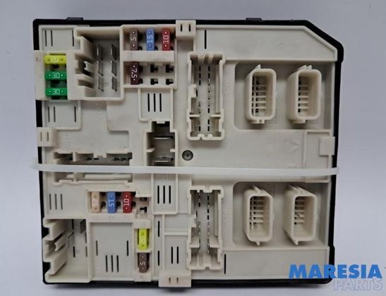 RENAULT Zoe 1 generation (2012-2023) Блок предохранителей USM2010,284B64259R,519561F08,284B78039R,R3575398352,03280316 32399715
