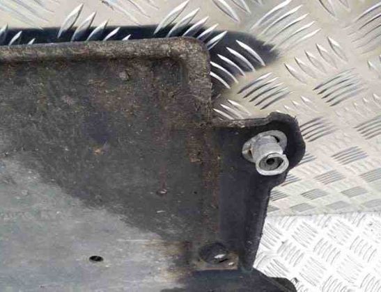 TOYOTA Avensis 3 generation (2009-2020) Rear Middle Bottom Protection 5816605010,5076802010 26084985