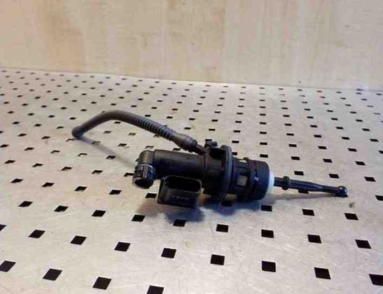 VOLKSWAGEN Golf Plus 2 generation (2009-2014) Clutch Cylinder 1K0927810D,1K0721388AB 26109901