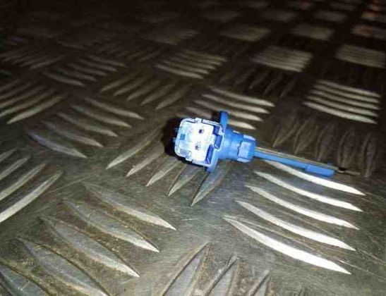 VOLVO V40 Cross Country 1 generation (2012-2020) Senzor teploty výfukových plynov VPAMFH19C734AA 26143477