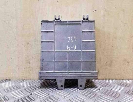 AUDI A4 B5/8D (1994-2001) Engine Control Unit ECU 0261203554,0261203555,8D0907557B 26151421