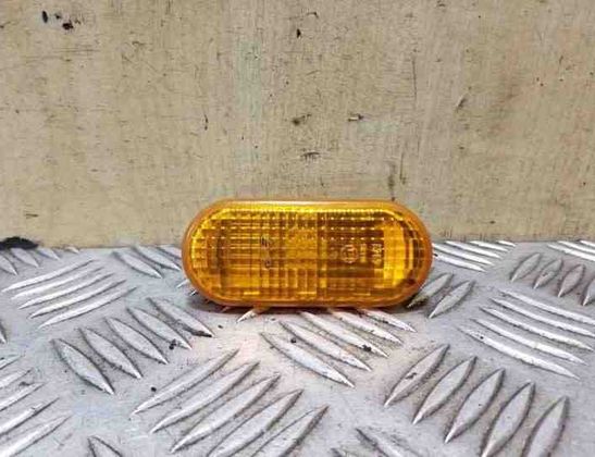 VOLKSWAGEN Transporter T5 (2003-2015) Front Right Fender Turn Signal 3B0949117B 26152068