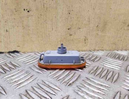 VOLKSWAGEN Transporter T5 (2003-2015) Front Right Fender Turn Signal 3B0949117B 26152068