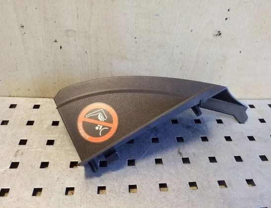 FORD Kuga 1 generation (2008-2013) Bočné lemovanie panelu 3M51R044C61 26200961