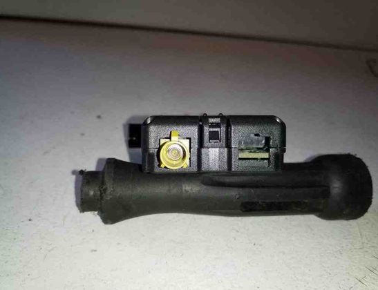 BMW 3 Series G20/G21/G28 (2018-2024) Bootlid Antenna Amplifier 6835153,65206835153 32183035