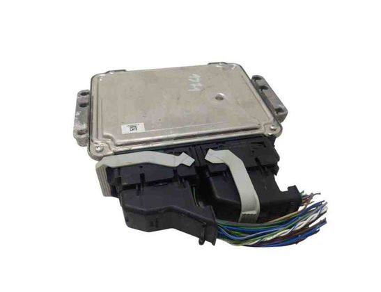 FORD Focus 3 generation (2011-2020) Riadiaca jednotka motora CV6112A650ARE 30911655