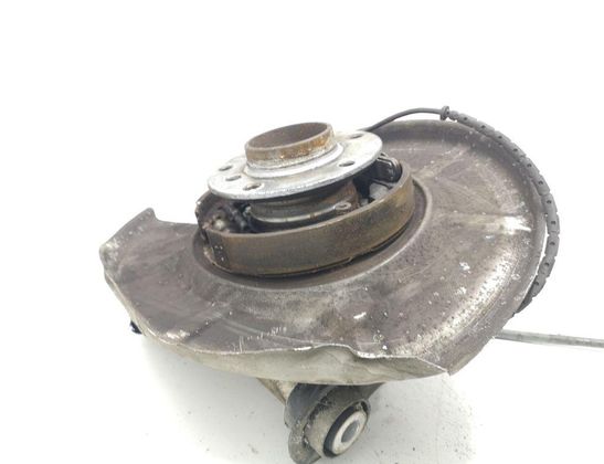 BMW 5 Series E60/E61 (2003-2010) Pravý zadný náboj kolesa 32801297