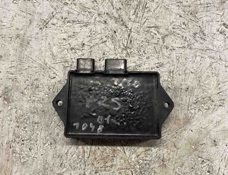 YAMAHA FZS E (1984-1993) Блок управления двигателем j4t095 14942893