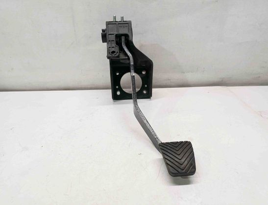 HYUNDAI i30 FD (1 generation) (2007-2012) Brzdový pedál 328001H100 30220259