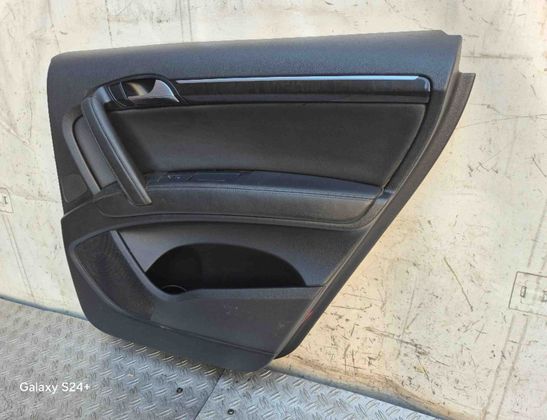 AUDI Q7 4L (2005-2015) Pravý zadný dverový panel 4L0867306,4L0863981,4L0867306B 26830046