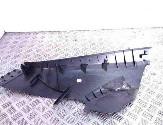 VOLKSWAGEN Touareg 2 generation (2010-2018) Pravý stĺpikový obklad 7P0867766D 22233445