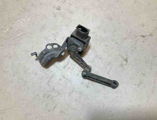 BMW 1 Series F40 (2019-2024) Датчик уровня передний левый 6870000,25916010,ABE52152 22244789