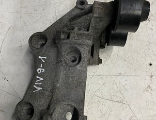 OPEL Vivaro B (2014-2019) Alternator bracket 117105124R 33011863