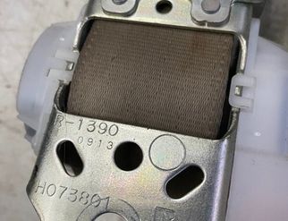 LEXUS RX 2 generation (2003-2009) Bezpečnostné pásy H073801,H073901,7K7300,7K7280-P 33056094