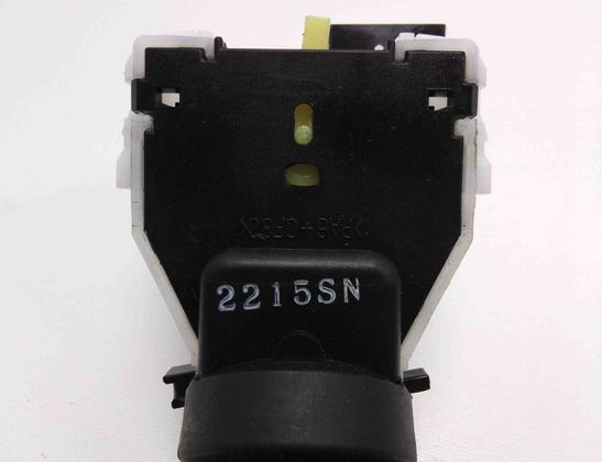 NISSAN X-Trail T30 (2001-2007) Otočte ovládací gombík NILES14425 13762903