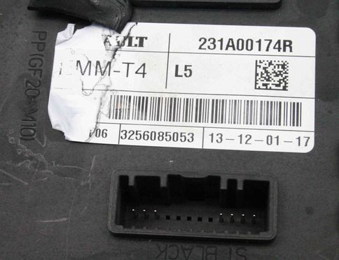 RENAULT Captur 1 generation (2013-2019) Sada ECU motora 237106957R,284B17152R,285257297R,231A00174R,248101085R,285905719R,487000409R 30032171