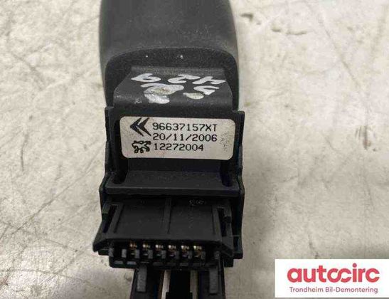 PEUGEOT 307 1 generation (2001-2008) ICM blok 6242z8 31676015