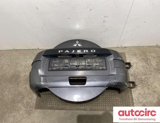 MITSUBISHI Pajero 4 generation (2006-2023) Отделка отсека запасного колеса 6430a229hc 33009421