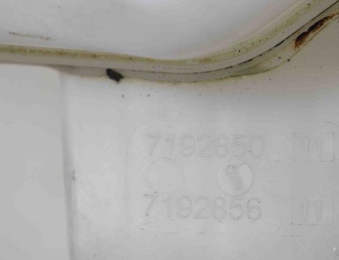 BMW Z4 E89 (2009-2017) Nádrž na ostrekovač okien 7192850,7192856 10830718