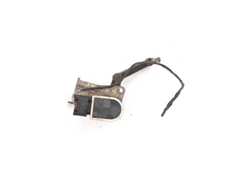 BMW M5 F10 (2011-2016) Senzor výšky zadnej ľavej strany 6861351,37146861351 10864542