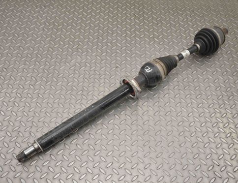 MERCEDES-BENZ CLA-Class C117 (2013-2016) Pravý predný hnací hriadeľ A2463301701 17610001