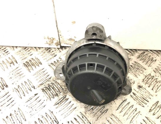 BMW 5 Series F10/F11 (2009-2017) Подушка двигателя левая 6780263 12837974