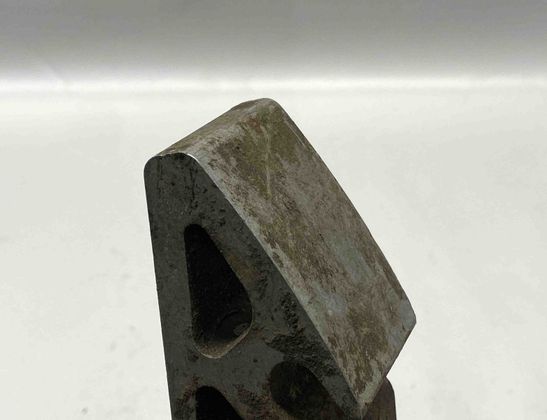 VOLKSWAGEN Touareg 2 generation (2010-2018) Передний левый кронштейн стабилизатора 7L0411063B,001023377,AW-6082,7L0.411.063.B,AW6082 21699743