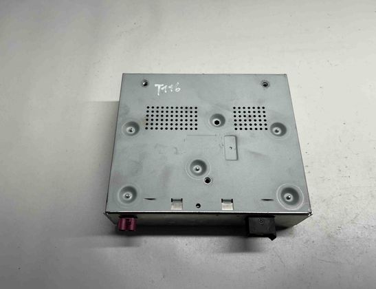 MERCEDES-BENZ E-Class W212/S212/C207/A207 (2009-2016) Hudobný prehrávač bez GPS A2229009211,A2229027009,A2229027109,A2229010202 27959099