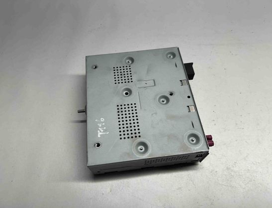 MERCEDES-BENZ E-Class W212/S212/C207/A207 (2009-2016) Hudobný prehrávač bez GPS A2229009211,A2229027009,A2229027109,A2229010202 27959099