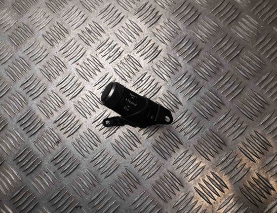 LEXUS UX 1 generation (2018-2023) Переключатель блокировки дифференциала 75L872 30490971